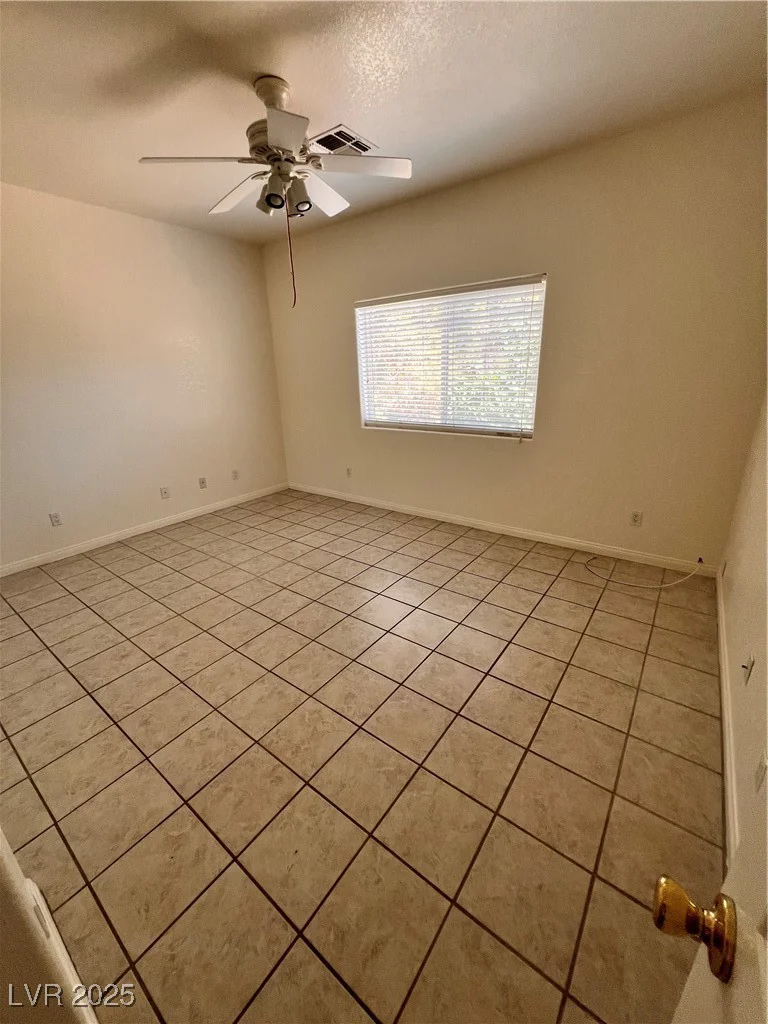 7255 La Madre, Las Vegas, NV 89149
