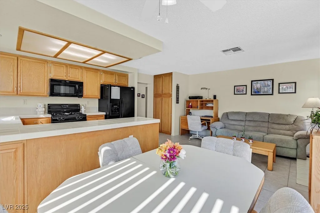 2337 Weyburn, Henderson, NV 89074