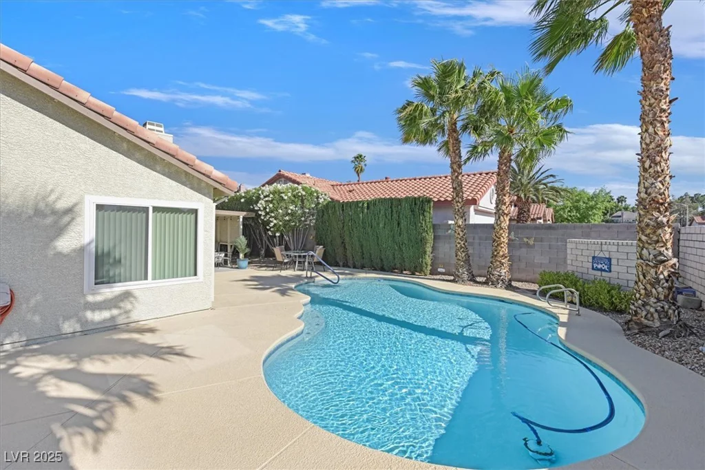 2337 Weyburn, Henderson, NV 89074