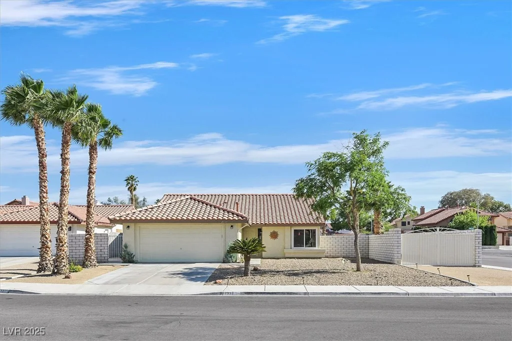 2337 Weyburn, Henderson, NV 89074