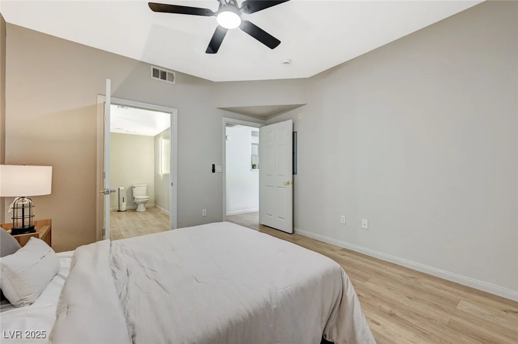 8000 Badura, Las Vegas, NV 89113