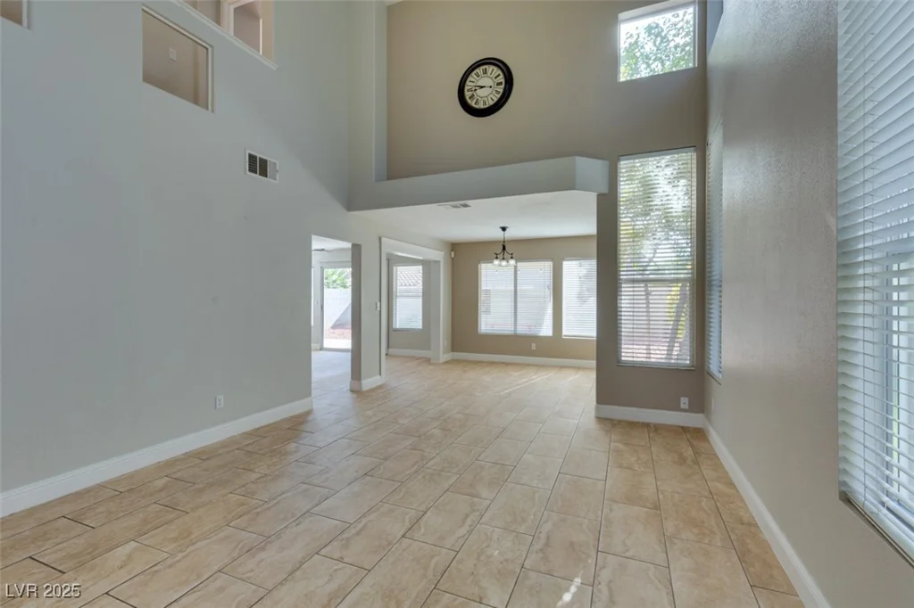1917 Badger Canyon, North Las Vegas, NV 89031