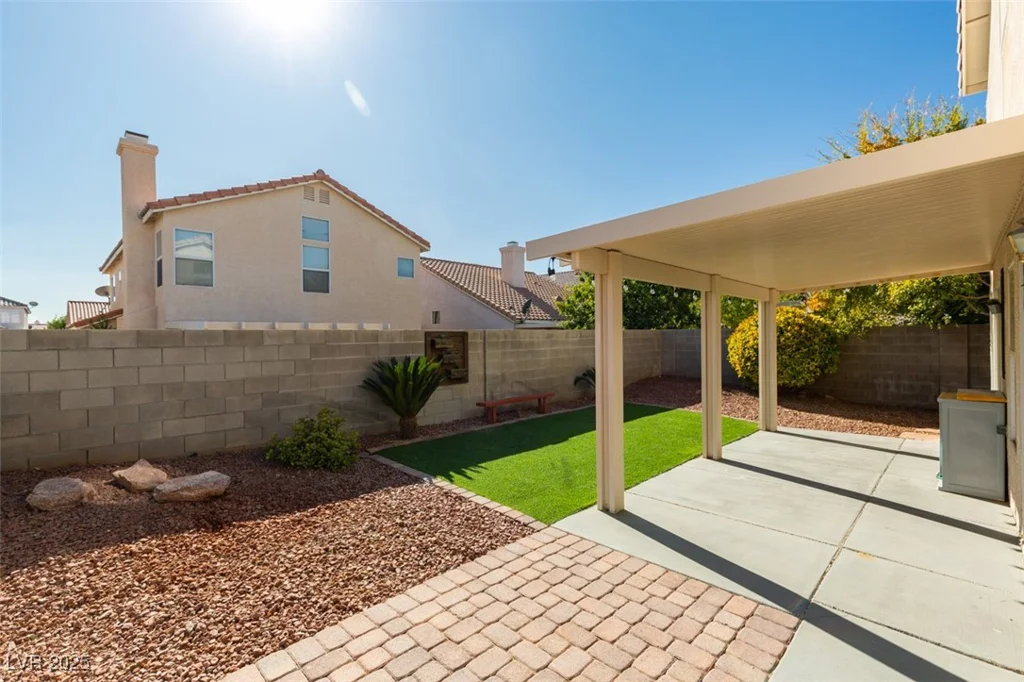 1917 Badger Canyon, North Las Vegas, NV 89031