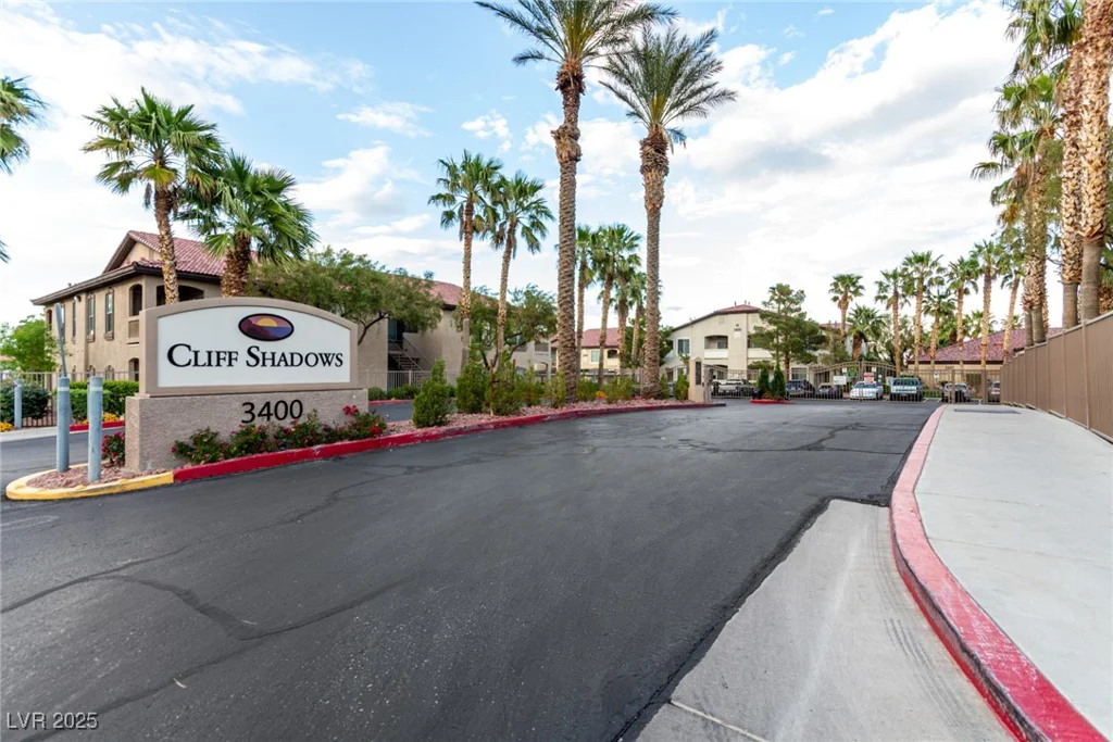 3515 Cactus Shadow, Las Vegas, NV 89129