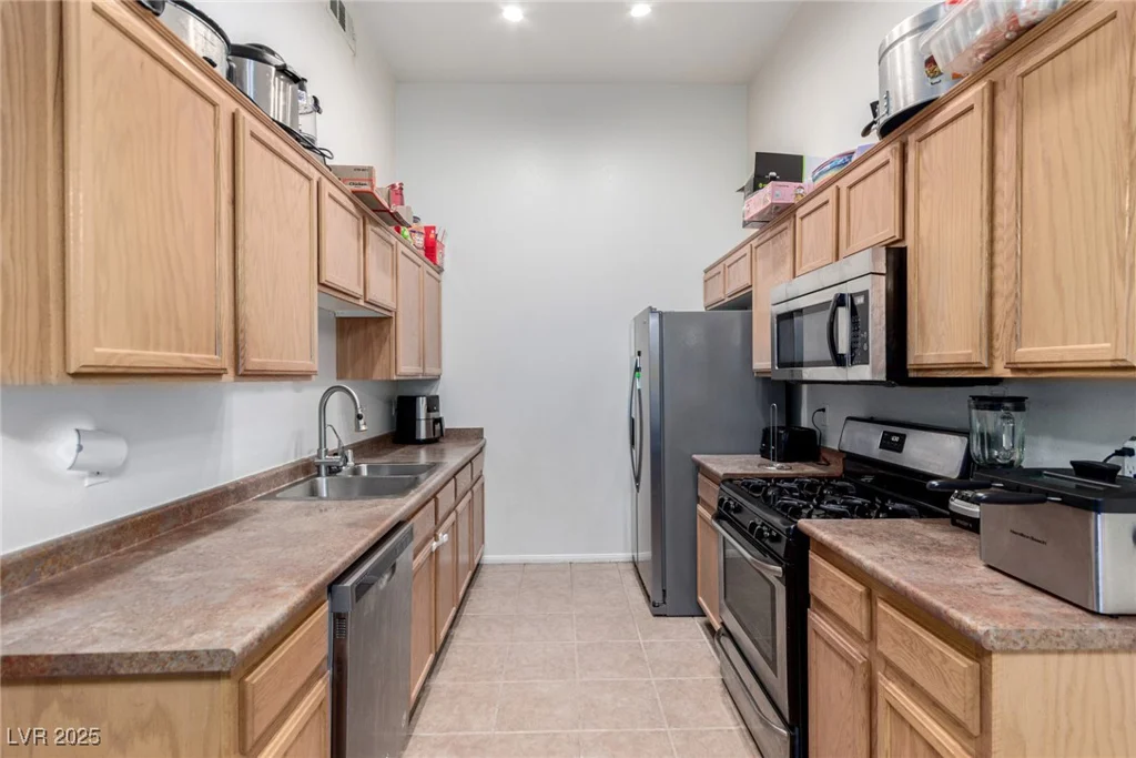 3515 Cactus Shadow, Las Vegas, NV 89129