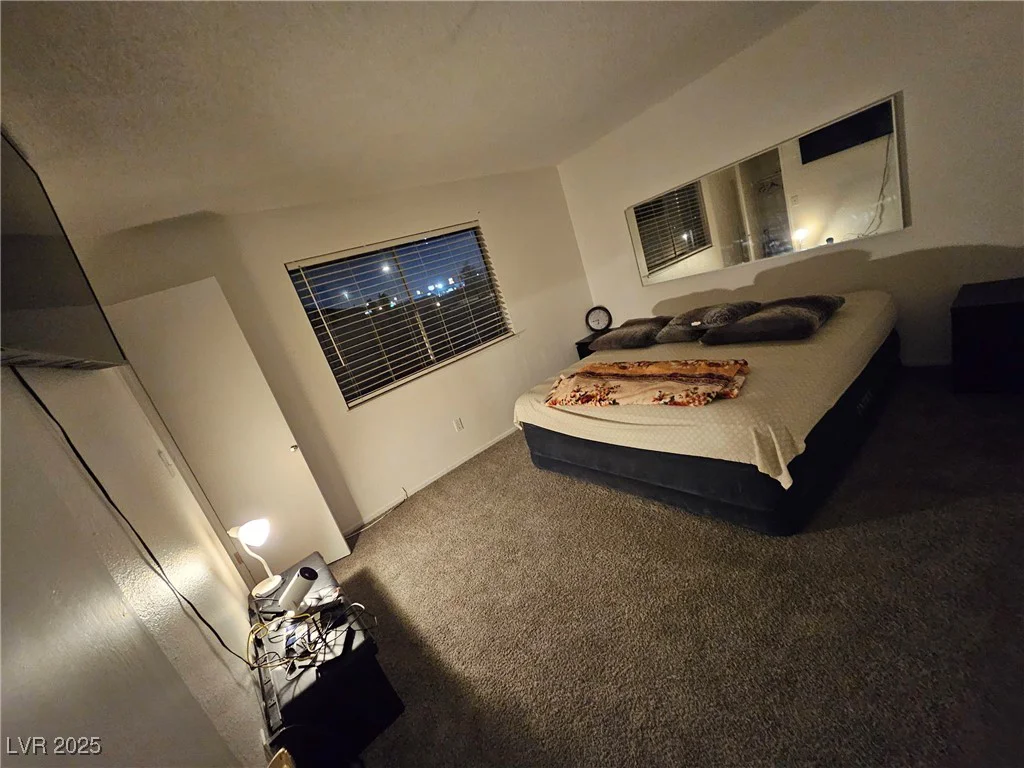 2200 Comet, North Las Vegas, NV 89030