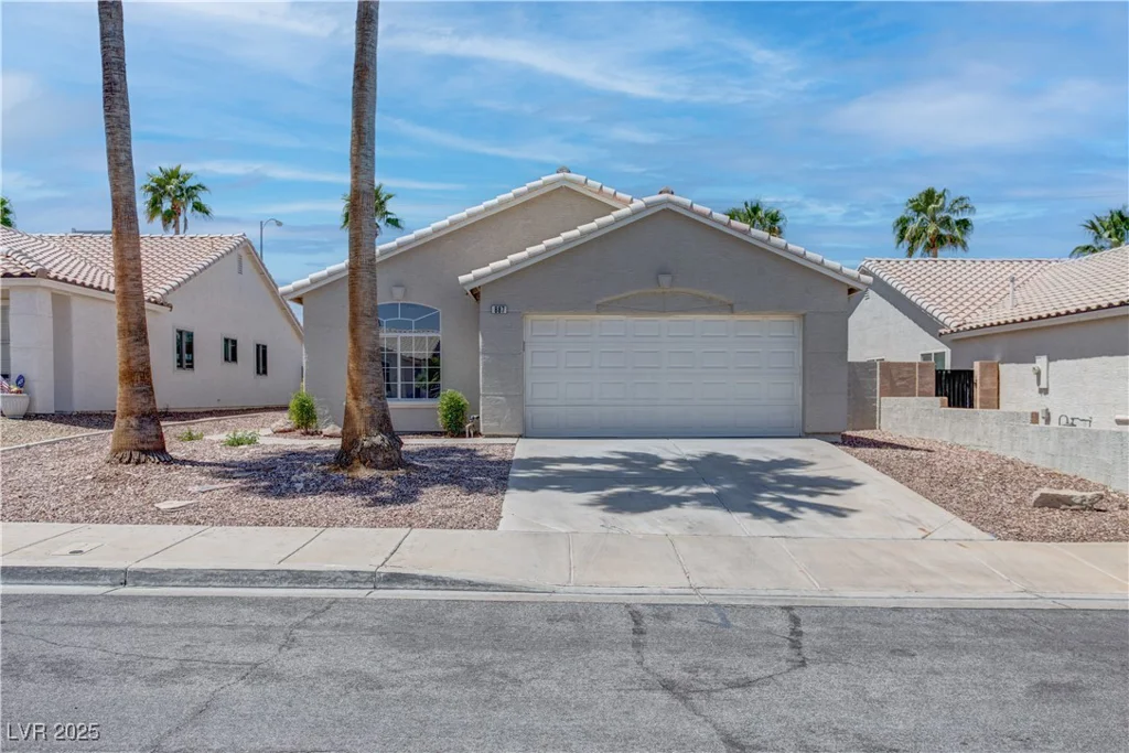 887 Cozy Valley, Henderson, NV 89015