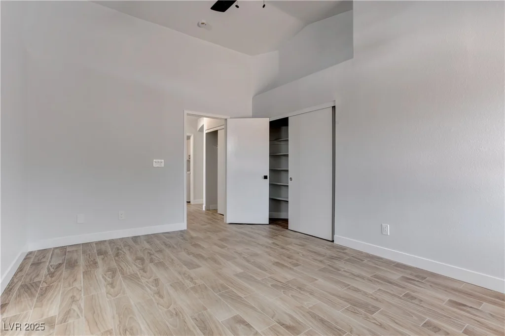 887 Cozy Valley, Henderson, NV 89015