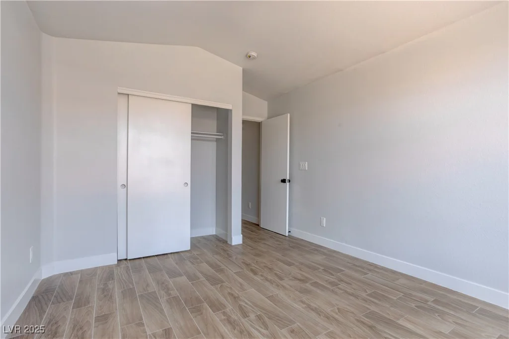 887 Cozy Valley, Henderson, NV 89015
