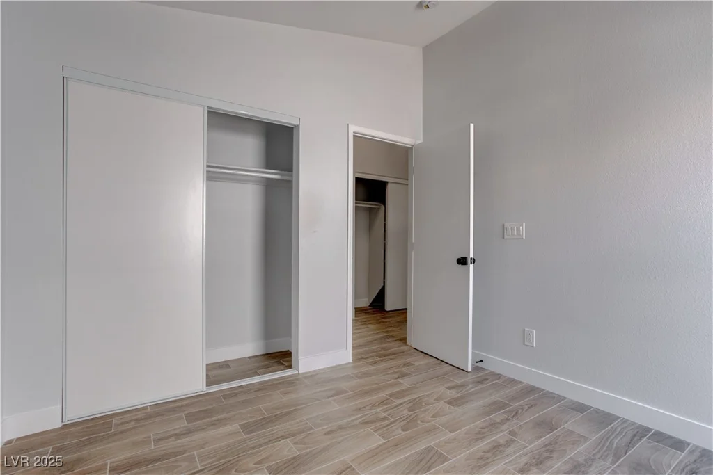 887 Cozy Valley, Henderson, NV 89015