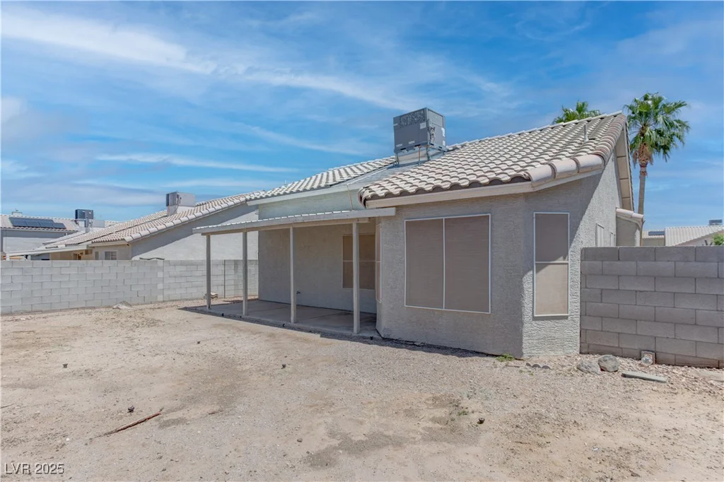 887 Cozy Valley, Henderson, NV 89015