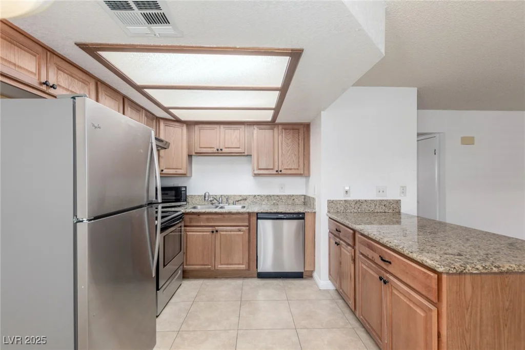 1017 Falconhead, Las Vegas, NV 89128