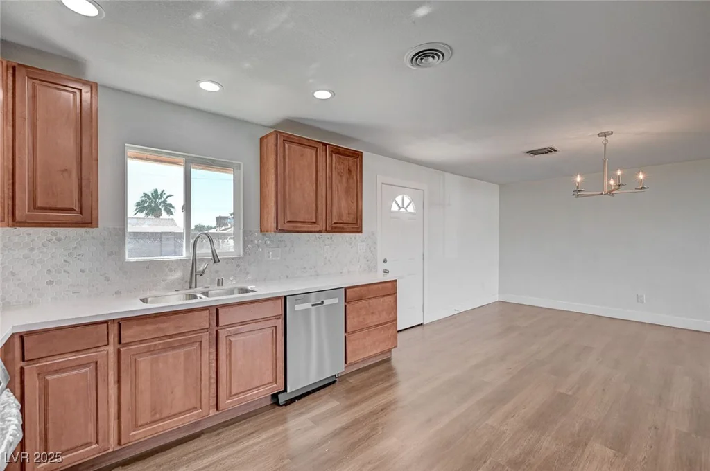 929 Center, Henderson, NV 89015