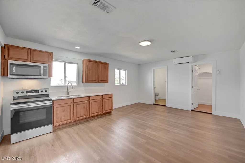929 Center, Henderson, NV 89015