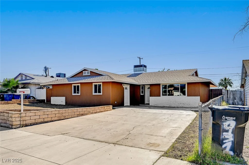 929 Center, Henderson, NV 89015