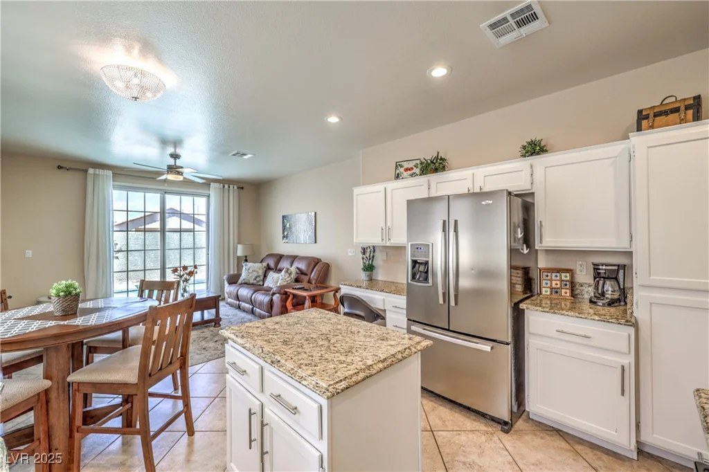 344 Golden Shore, Las Vegas, NV 89123