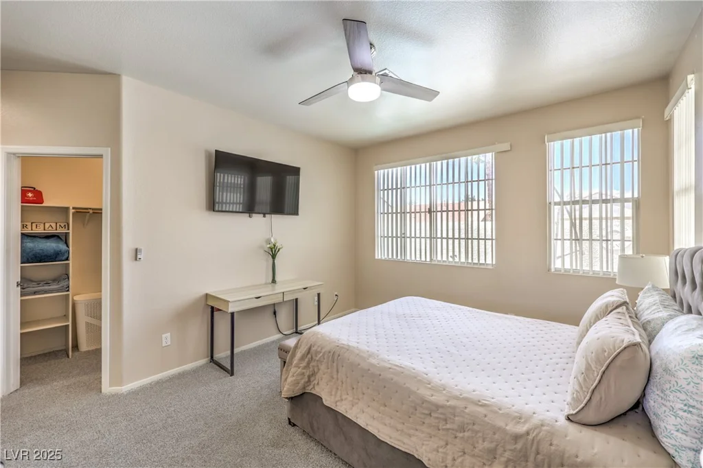 344 Golden Shore, Las Vegas, NV 89123