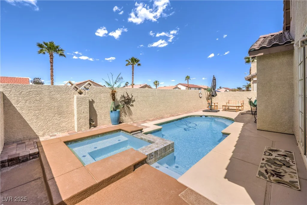 344 Golden Shore, Las Vegas, NV 89123