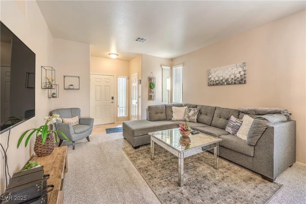 344 Golden Shore, Las Vegas, NV 89123