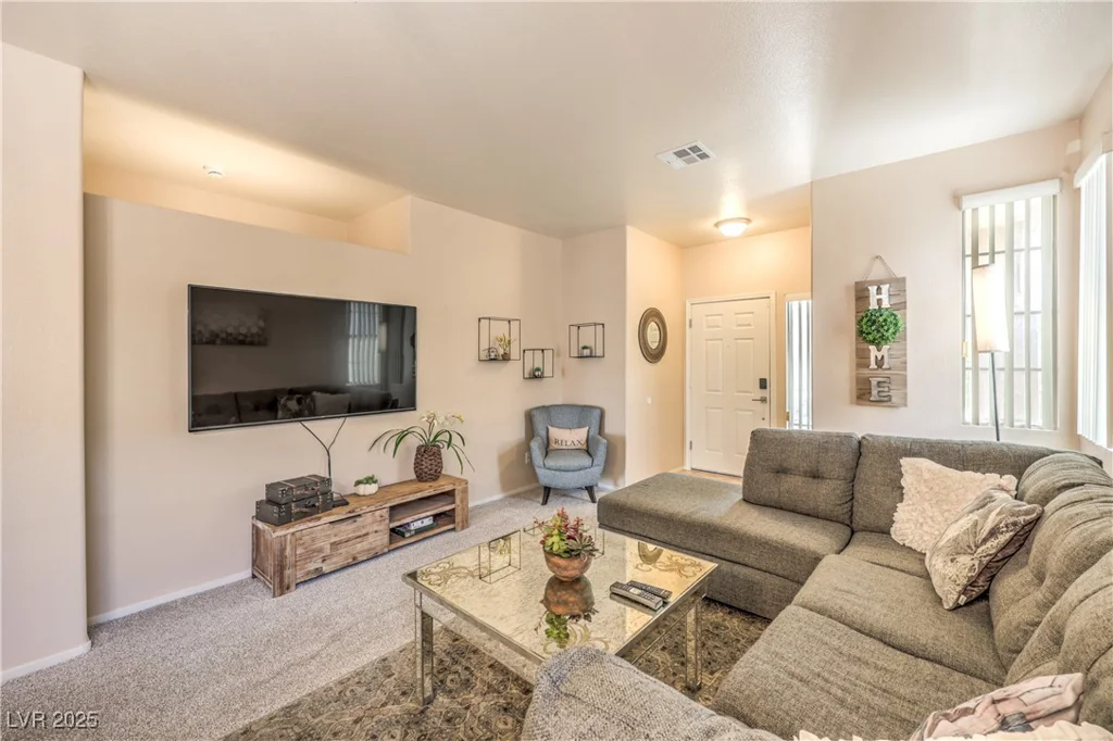 344 Golden Shore, Las Vegas, NV 89123