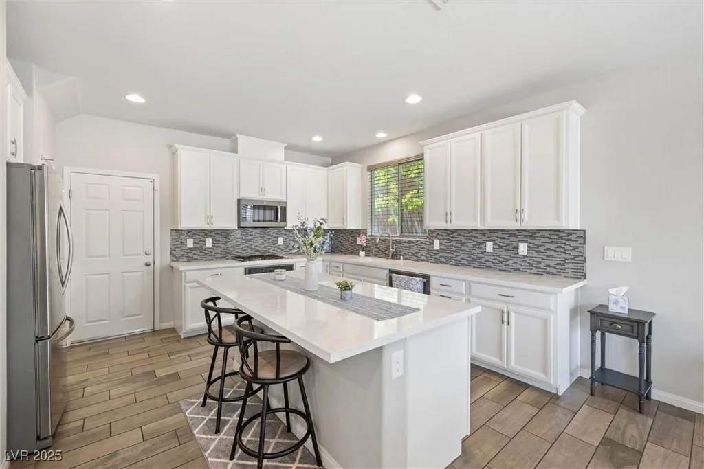 6783 Pleasant Flower, Las Vegas, NV 89149