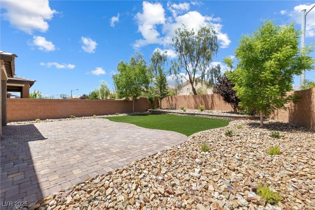 6783 Pleasant Flower, Las Vegas, NV 89149