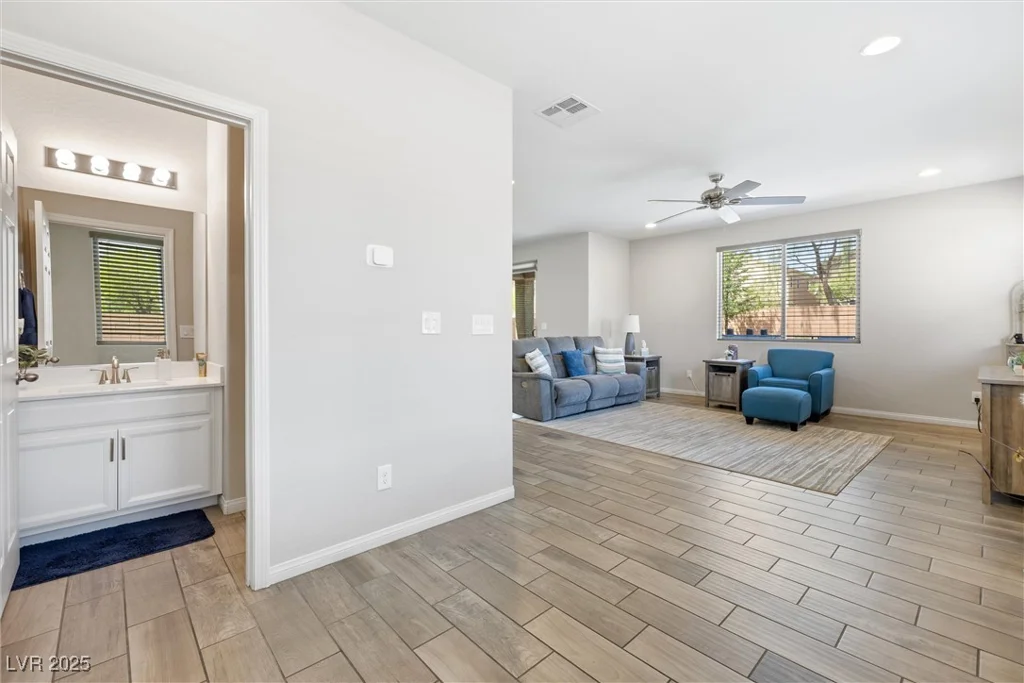 6783 Pleasant Flower, Las Vegas, NV 89149