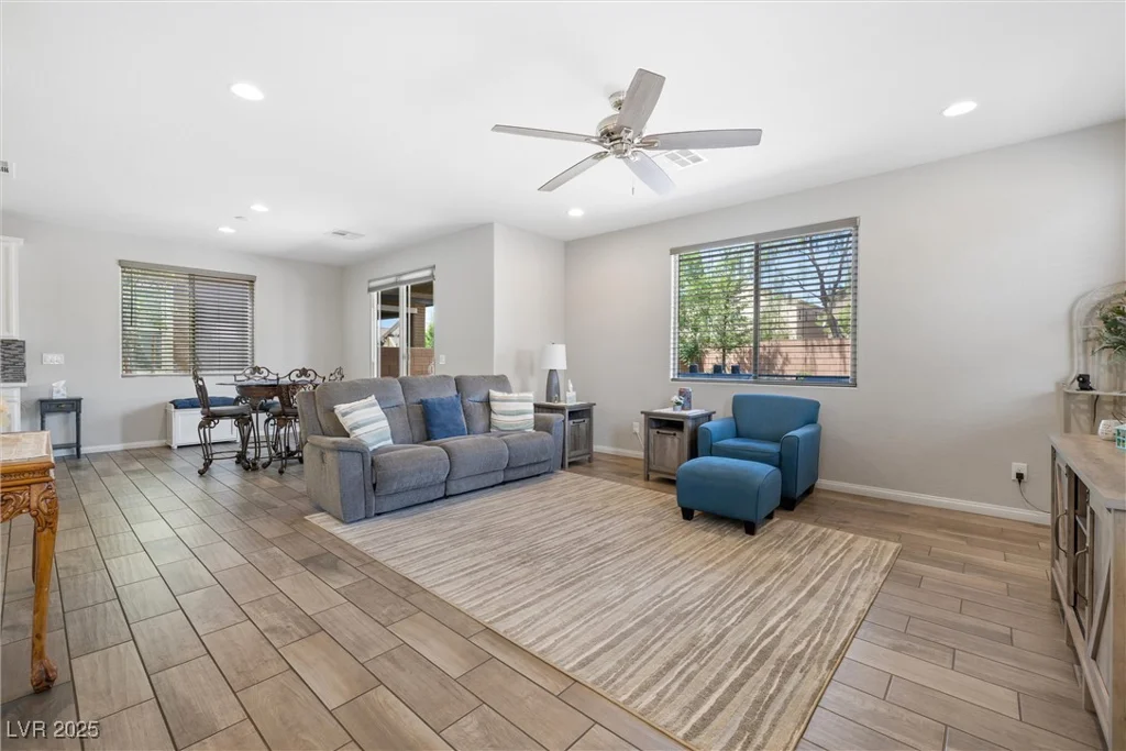 6783 Pleasant Flower, Las Vegas, NV 89149
