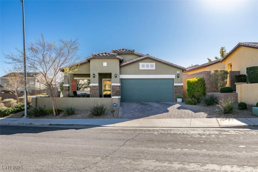 124 Strone, Henderson, NV 89012