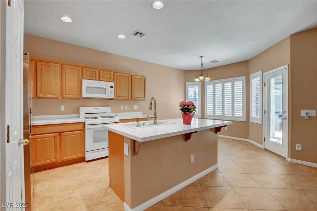 2687 Ivoryhill, Las Vegas, NV 89135