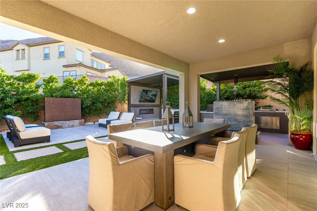 3929 Reyes, Las Vegas, NV 89141