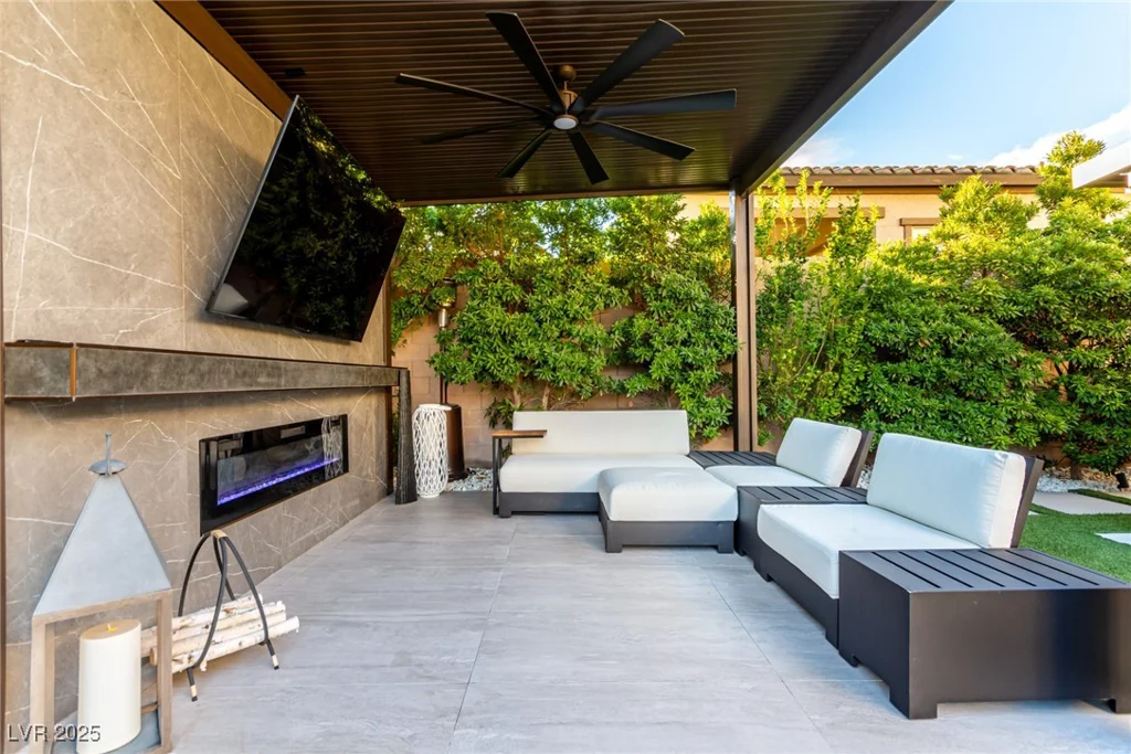 3929 Reyes, Las Vegas, NV 89141
