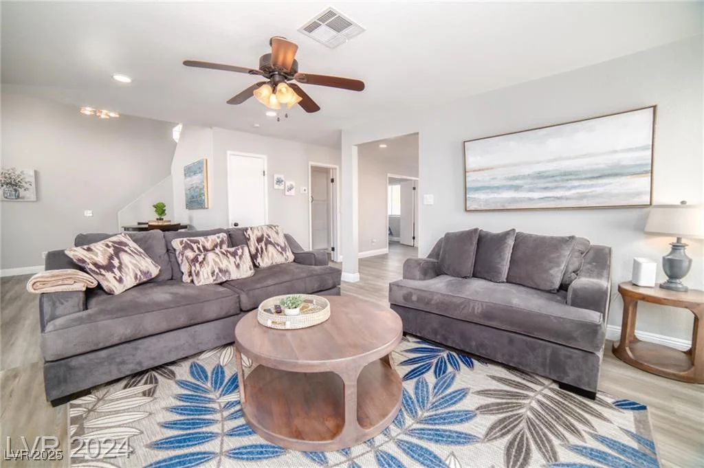 1512 Bellglen, Las Vegas, NV 89128