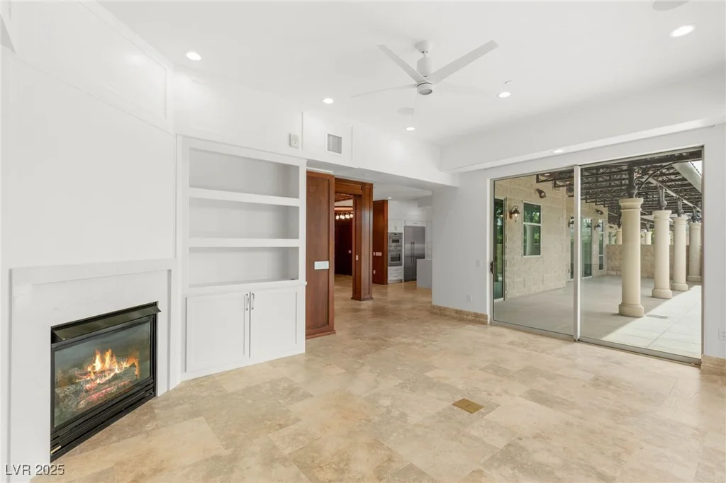 9101 Alta, Las Vegas, NV 89145
