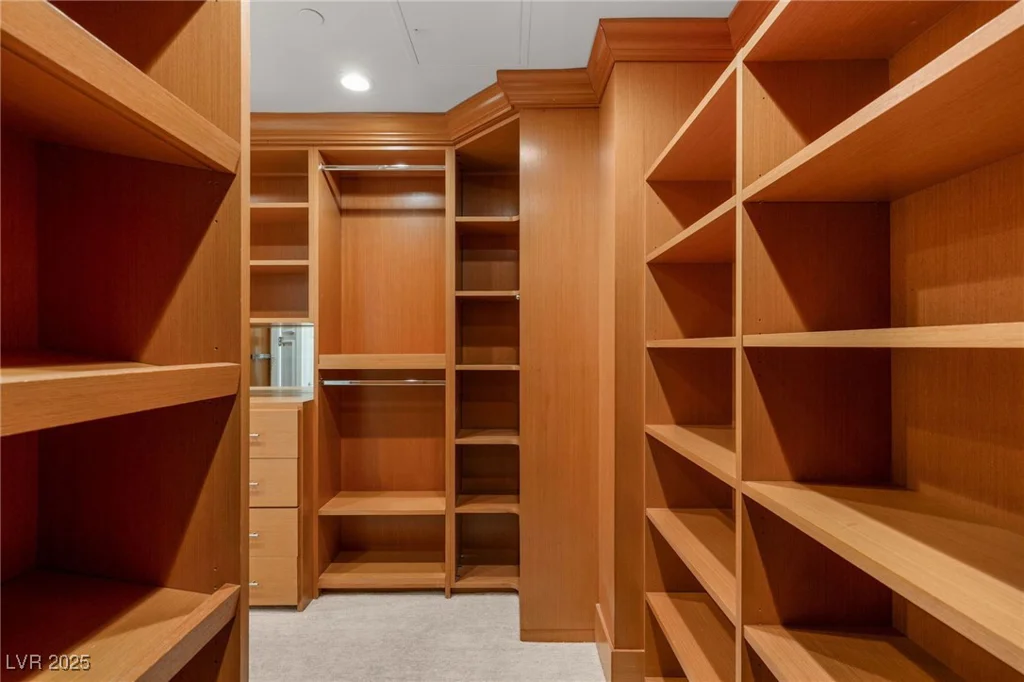 9101 Alta, Las Vegas, NV 89145