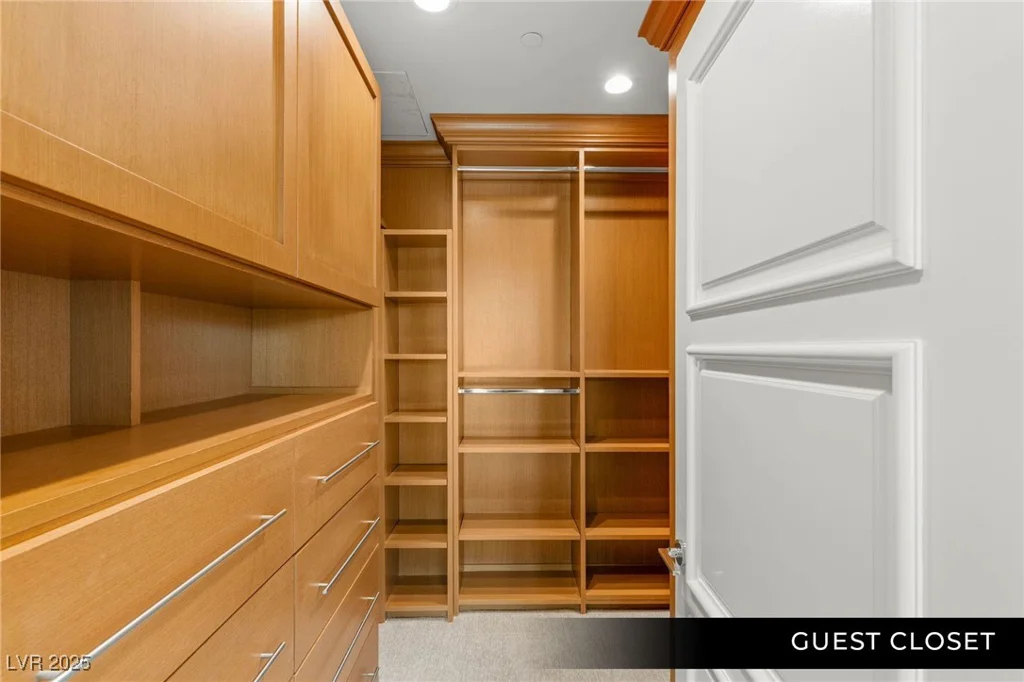 9101 Alta, Las Vegas, NV 89145