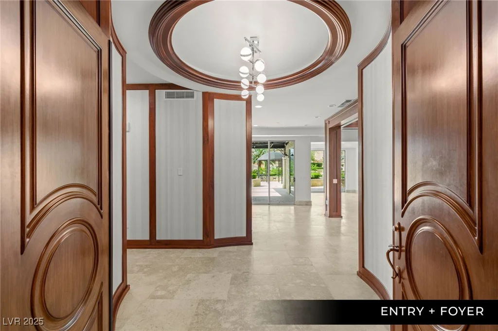 9101 Alta, Las Vegas, NV 89145