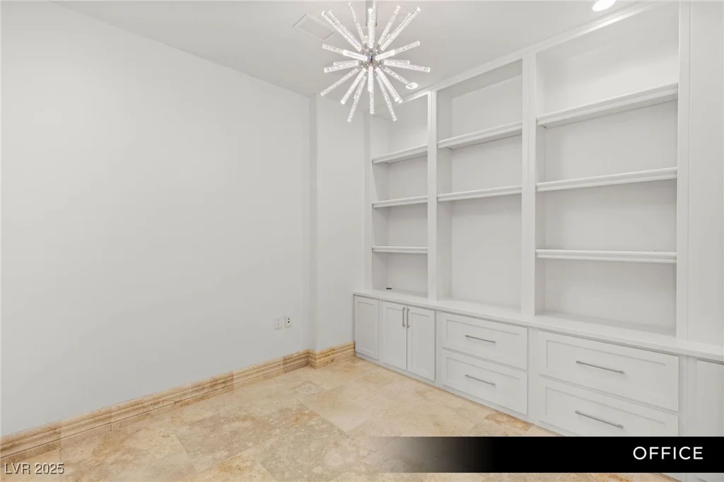 9101 Alta, Las Vegas, NV 89145