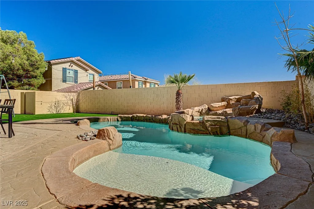 74 Harbor Coast, Las Vegas, NV 89148