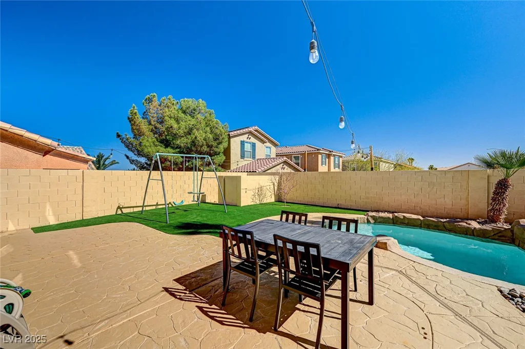 74 Harbor Coast, Las Vegas, NV 89148