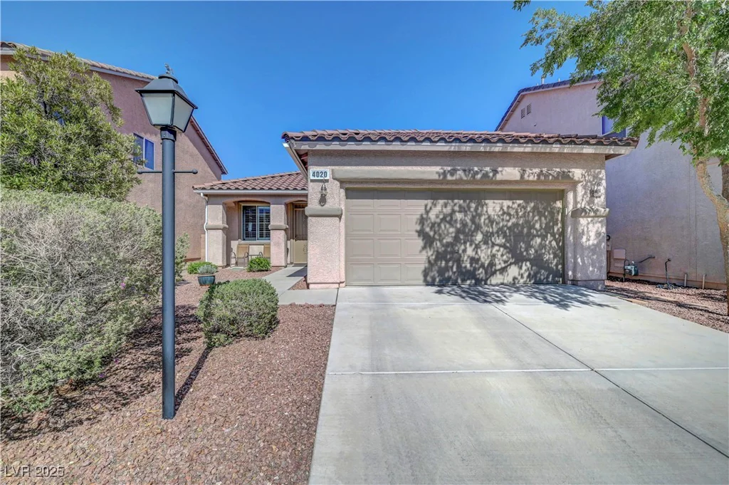 4020 Driscoll Mountain, Las Vegas, NV 89129