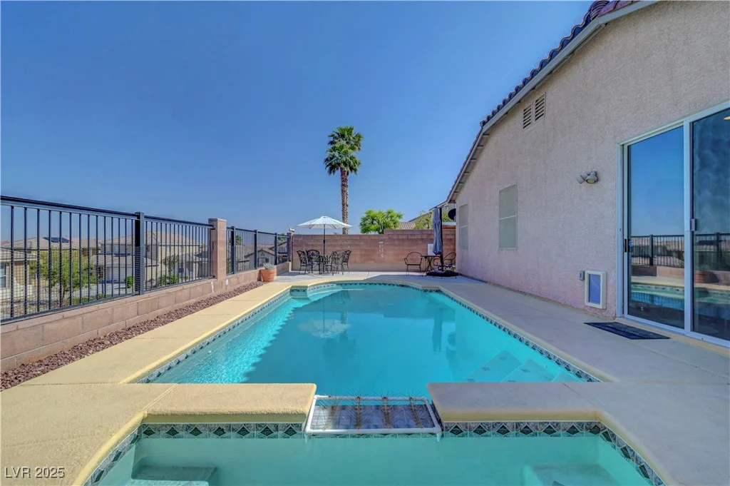 4020 Driscoll Mountain, Las Vegas, NV 89129