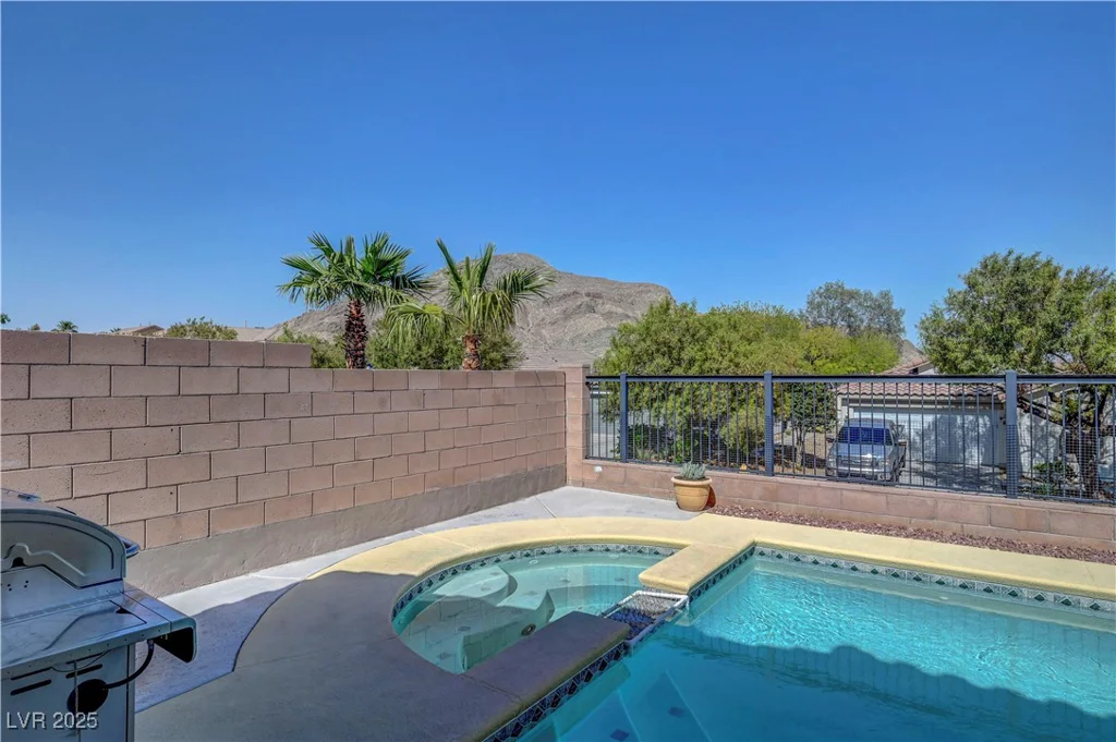 4020 Driscoll Mountain, Las Vegas, NV 89129