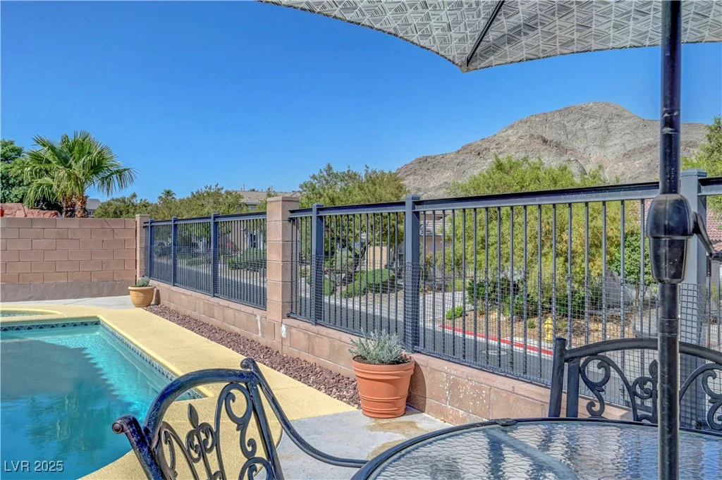 4020 Driscoll Mountain, Las Vegas, NV 89129