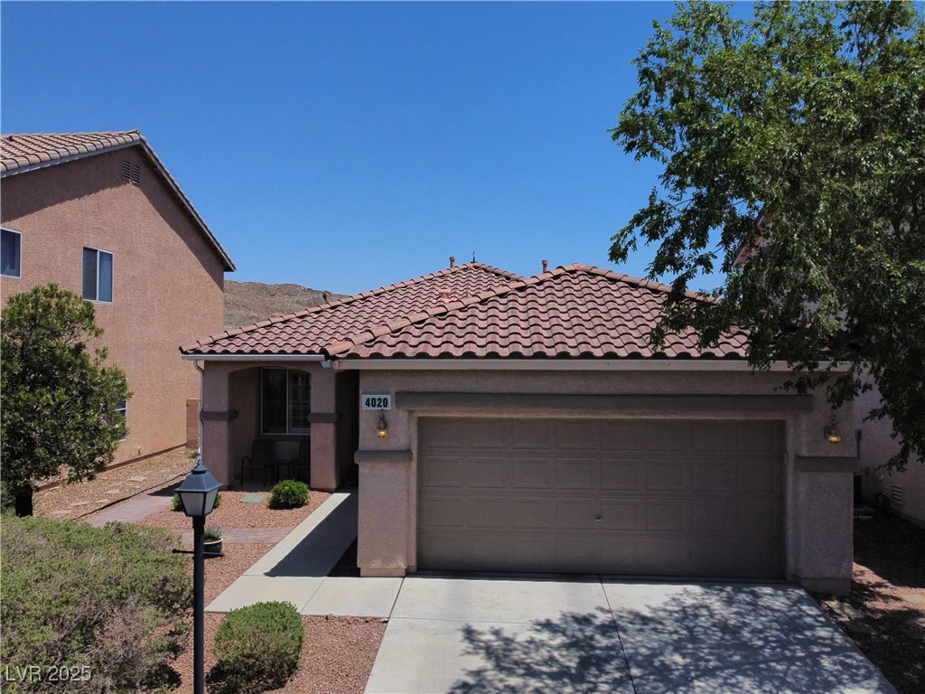 4020 Driscoll Mountain, Las Vegas, NV 89129