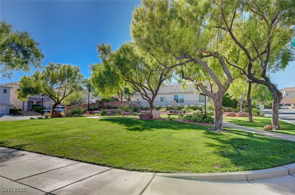 4020 Driscoll Mountain, Las Vegas, NV 89129