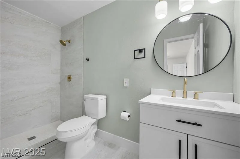728 Carpenter, Las Vegas, NV 89107