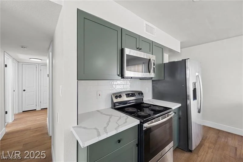 728 Carpenter, Las Vegas, NV 89107