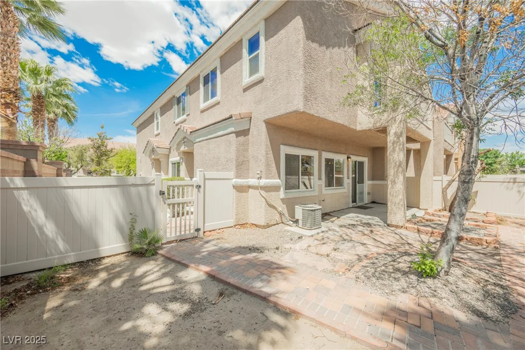 9490 Thunder Sky, Las Vegas, NV 89178