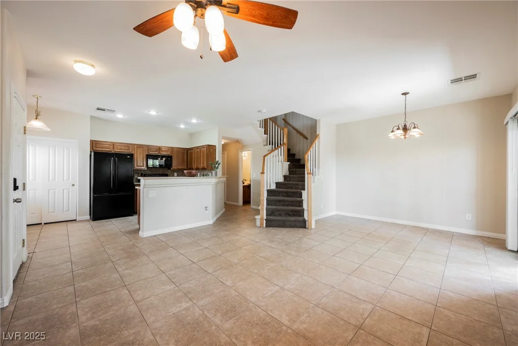 9490 Thunder Sky, Las Vegas, NV 89178